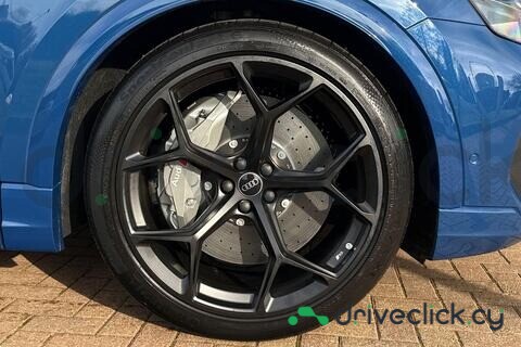Audi RS Q8 Blue