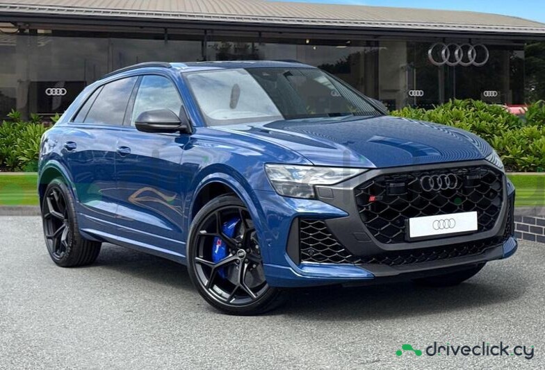Audi RS Q8 Blue