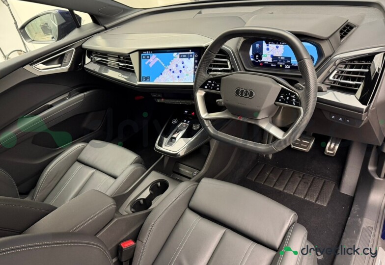 Audi Q4 Sportback e-tron Синий