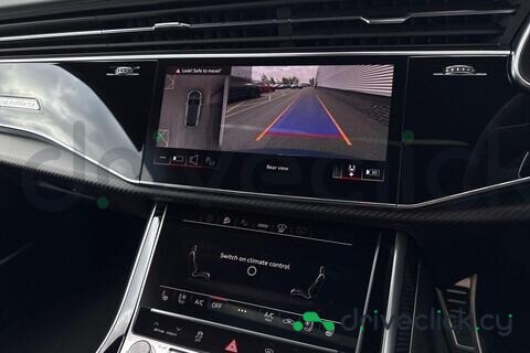 Audi RS Q8 Blue