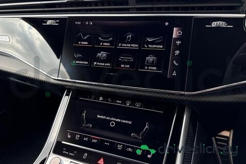 Audi RS Q8 Blue