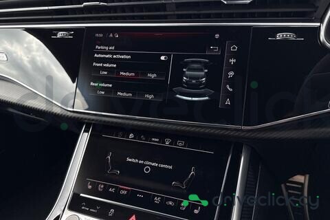 Audi RS Q8 Blue