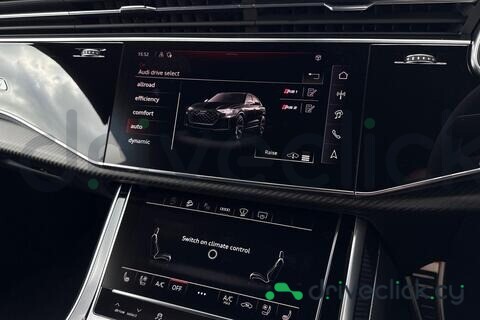 Audi RS Q8 Blue