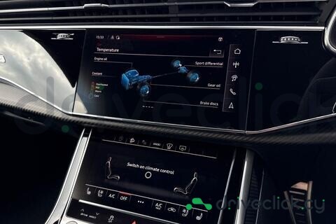 Audi RS Q8 Blue