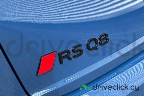Audi RS Q8 Blue