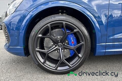 Audi RS Q8 Blue