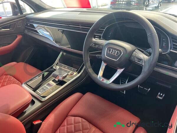 Audi SQ7 Black