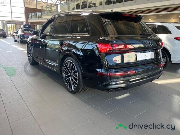 Audi SQ7 Black