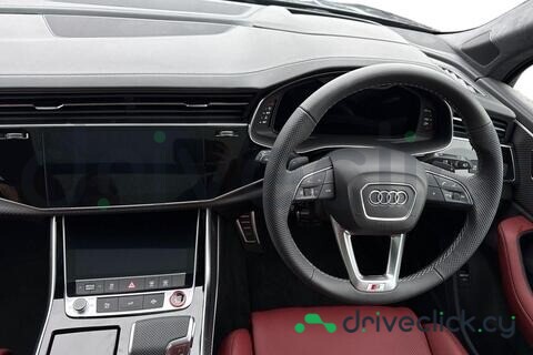 Audi SQ7 Black