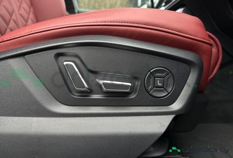 Audi SQ7 Black