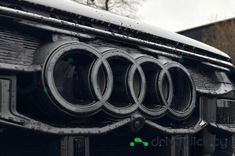 Audi SQ7 Black