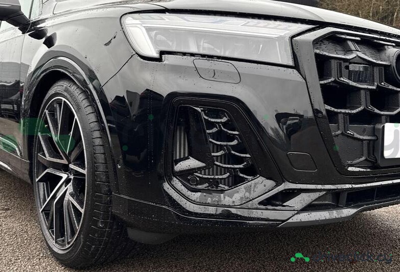 Audi SQ7 Black