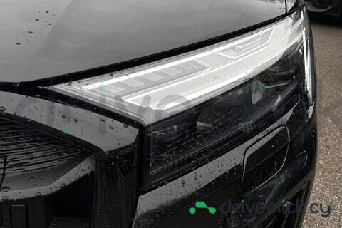 Audi SQ7 Black