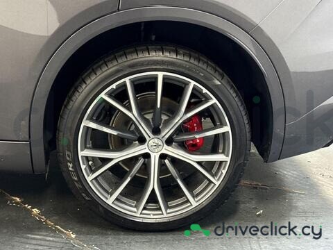 Maserati Grecale Grey