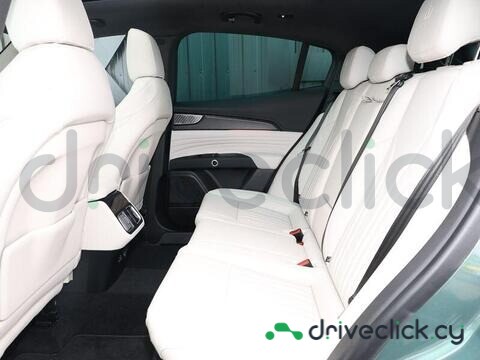 Maserati Grecale Green