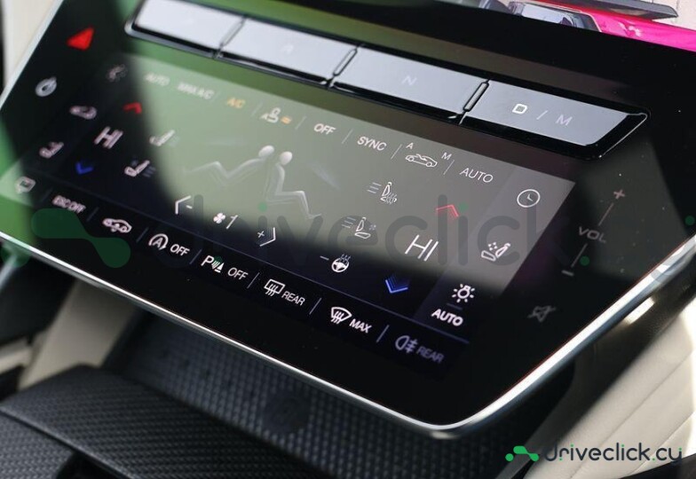 Maserati Gran Cabrio Красный