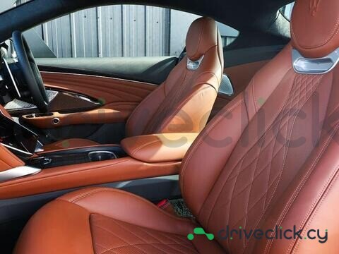Maserati Gran Turismo Green