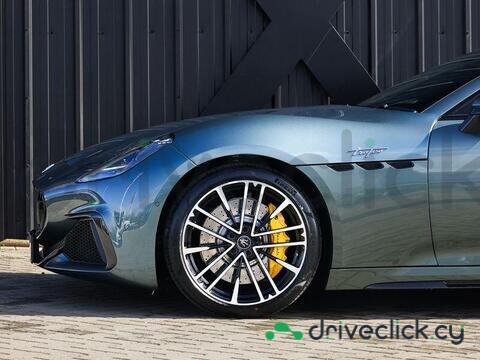 Maserati Gran Turismo Green
