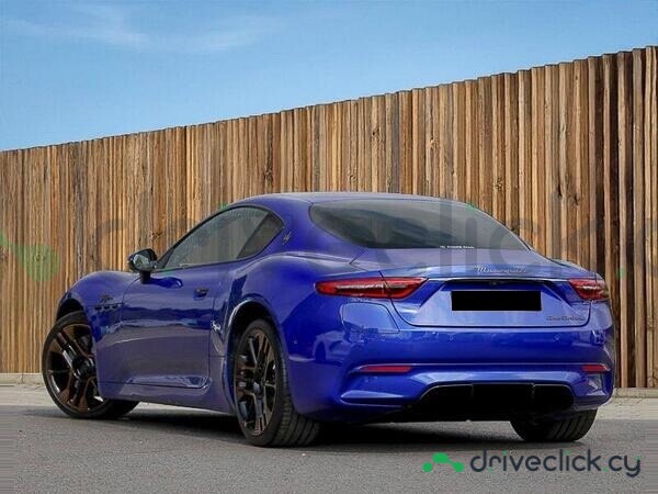 Maserati Gran Turismo Blue
