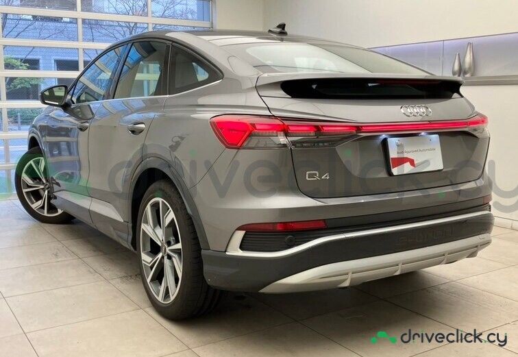 Audi Q4 e-tron Grey