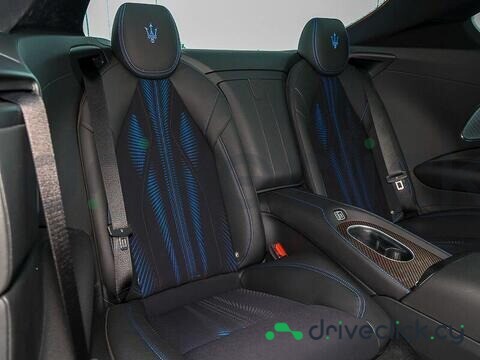Maserati Gran Turismo Blue