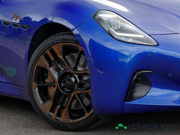 Maserati Gran Turismo Blue