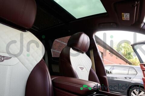 Bentley Bentayga Dark red