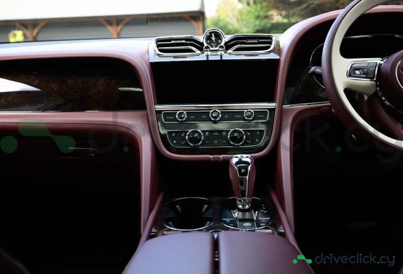 Bentley Bentayga Dark red