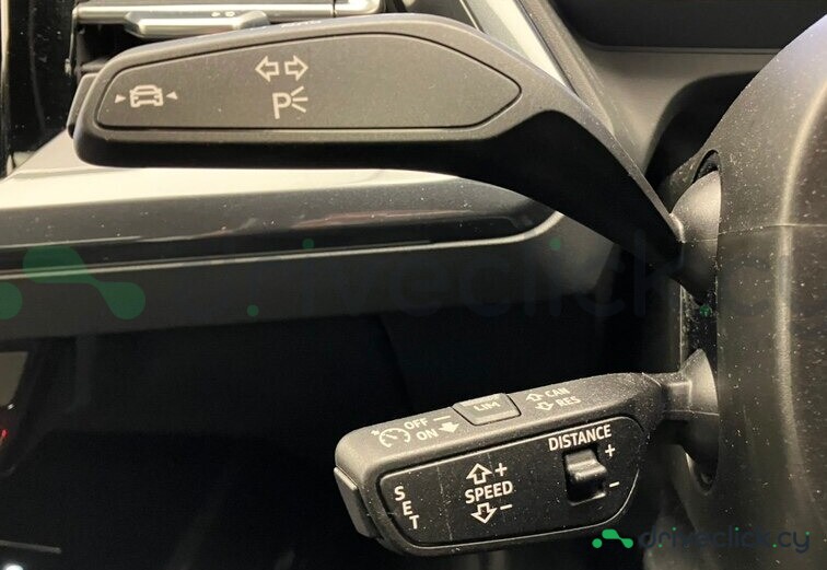 Audi Q4 e-tron Grey