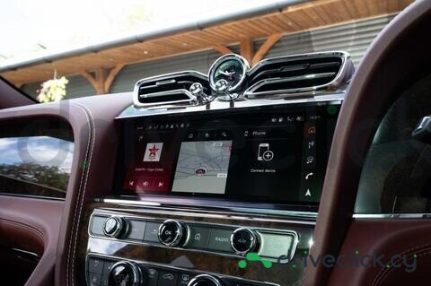 Bentley Bentayga Dark red