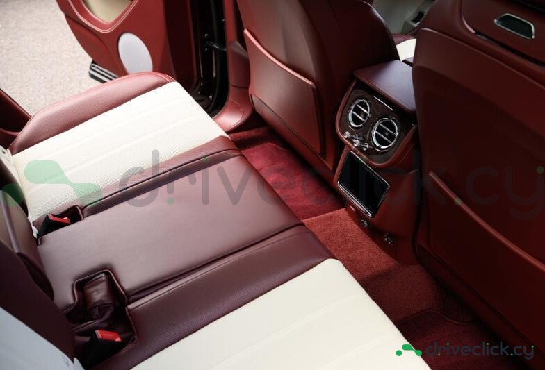 Bentley Bentayga Dark red