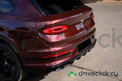 Bentley Bentayga Dark red