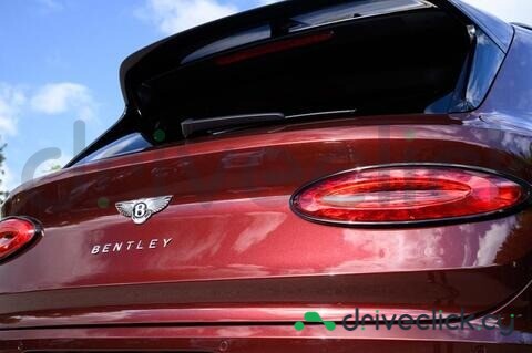 Bentley Bentayga Dark red