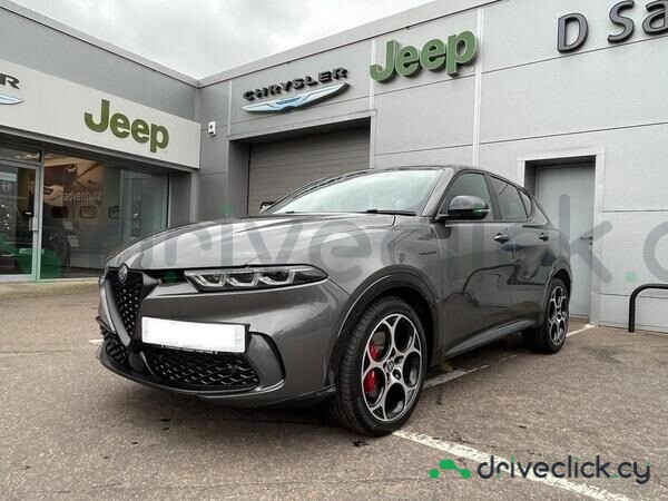 Alfa Romeo Tonale Серый