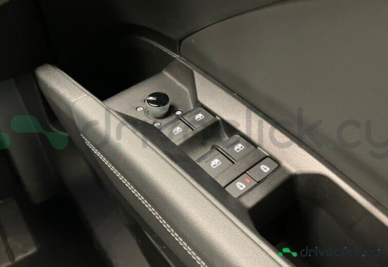 Audi Q4 e-tron Grey