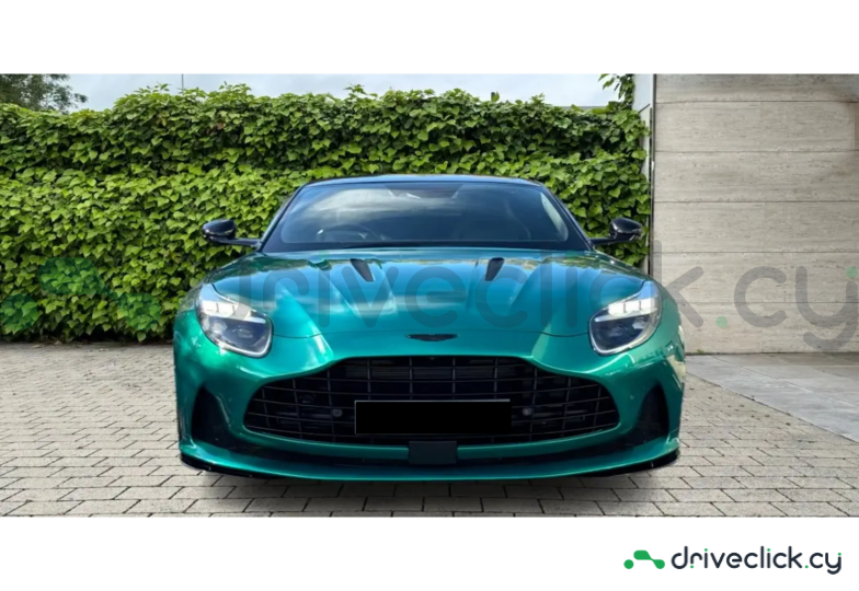 Aston Martin DB12 Зеленый