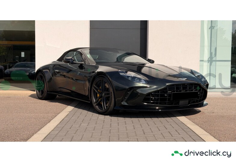 Aston Martin Vantage Black