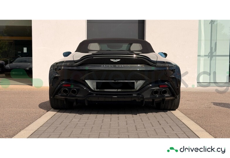 Aston Martin Vantage Black