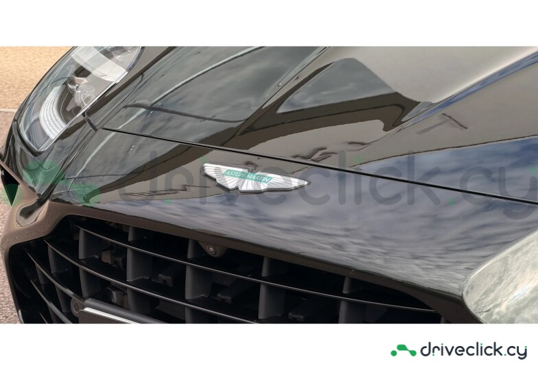 Aston Martin Vantage Black