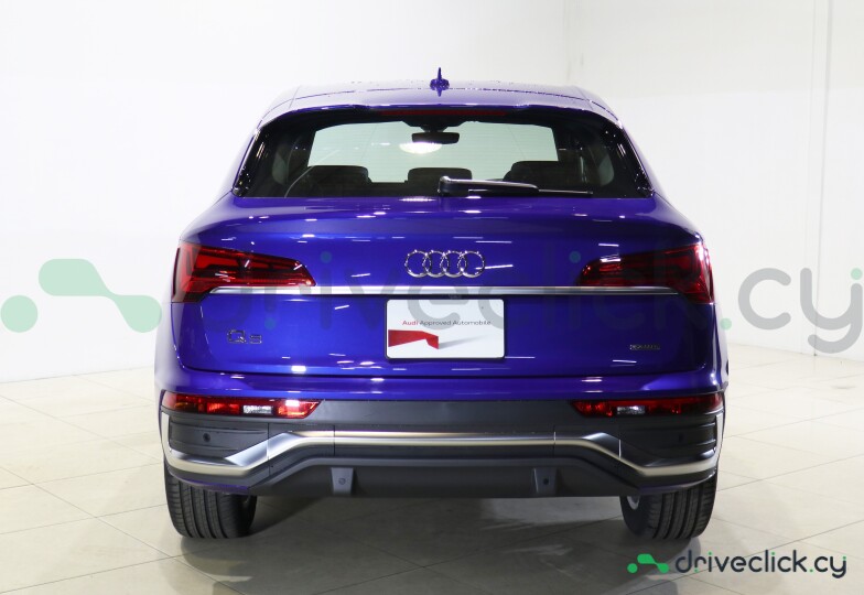 Audi Q5 Sportback Blue