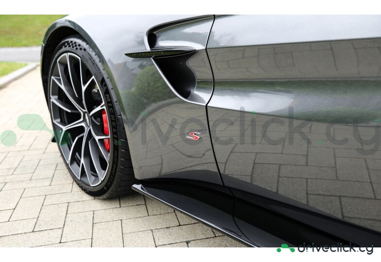 Aston Martin Vantage Grey