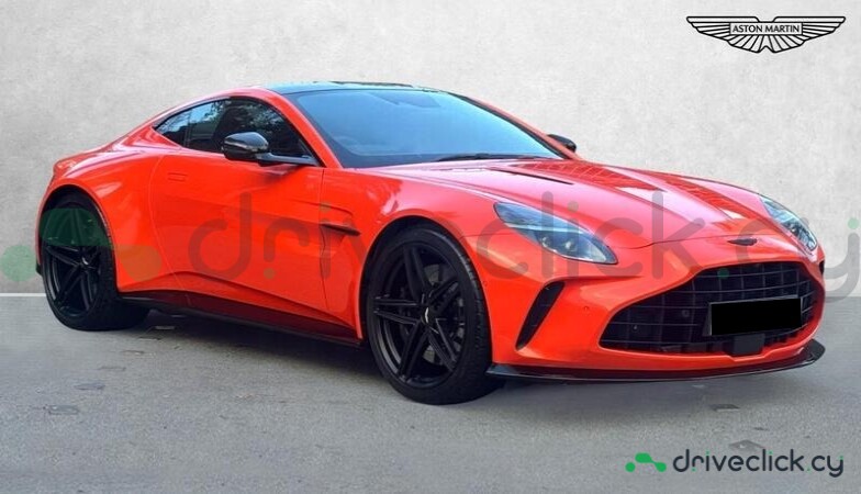 Aston Martin Vantage Оранжевый