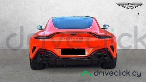 Aston Martin Vantage Оранжевый