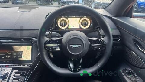 Aston Martin Vantage Оранжевый