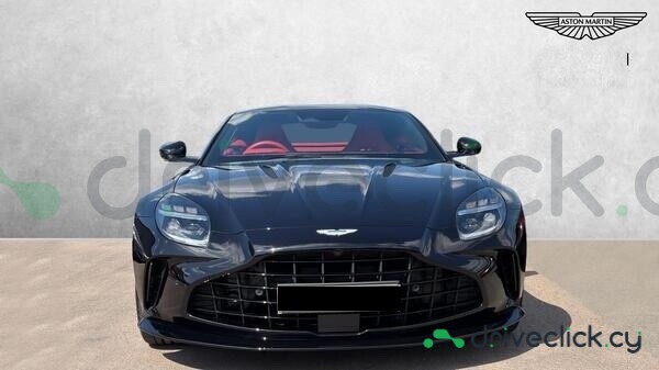 Aston Martin Vantage Black