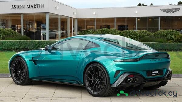 Aston Martin Vantage Turquoise