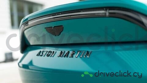 Aston Martin Vantage Turquoise