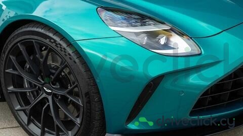 Aston Martin Vantage Turquoise