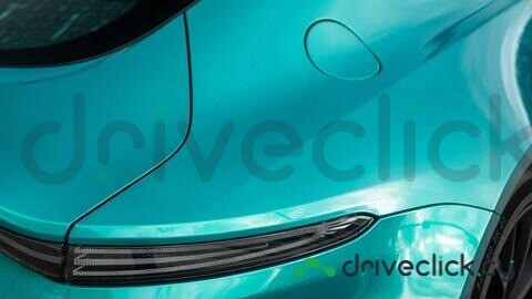 Aston Martin Vantage Turquoise