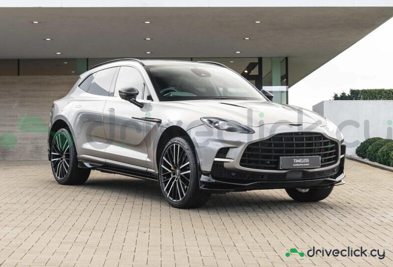Aston Martin DBX Серый